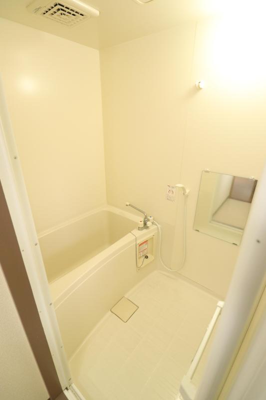 バス・シャワールーム　浴室