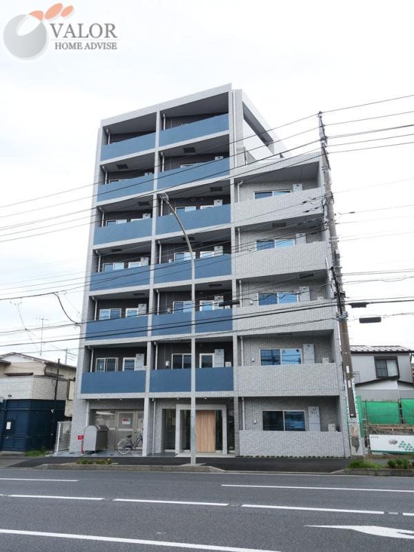 横浜市緑区中山のマンションの建物外観