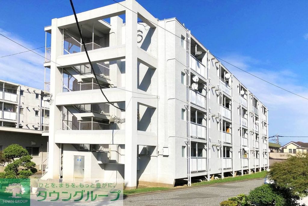 松戸市小金原のマンションの建物外観