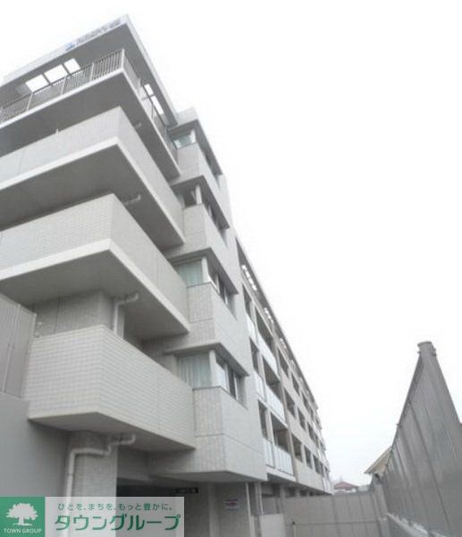 福岡市城南区七隈のマンションの建物外観