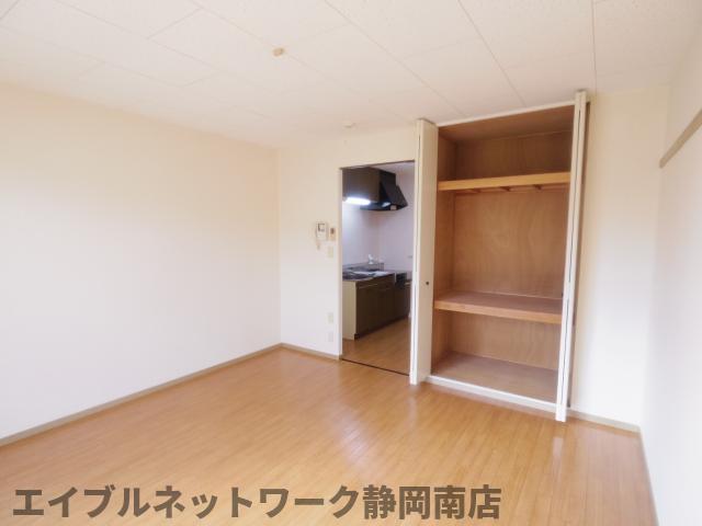 居室・リビング　ゆったり過ごせるリビングです