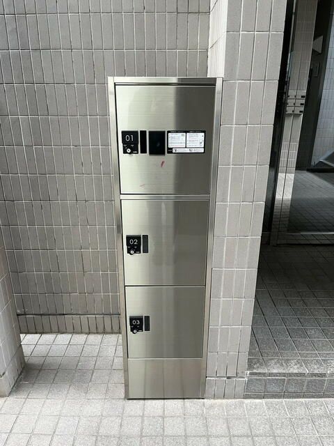 【新宿区南元町のマンションのその他設備】