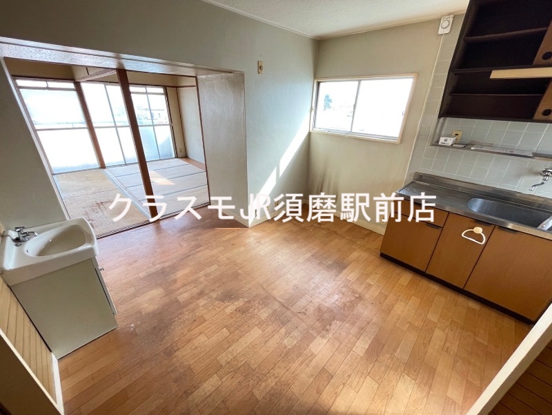 居室・リビング　ゆったりくつろげる空間からあなたの新しい生活が始まります。