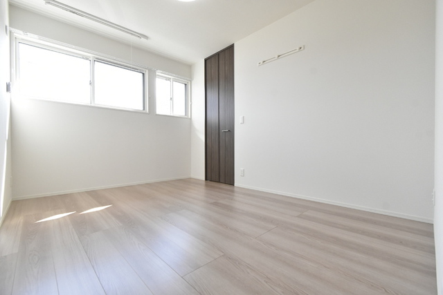 居室・リビング　洋室(2)