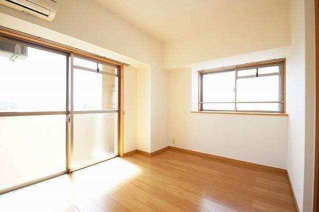 居室・リビング　明るく快適なお部屋です☆