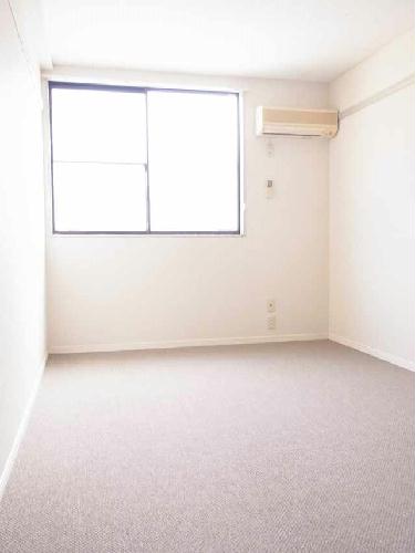 その他部屋・スペース　2F居室スペース　※エアコン有無は居室により異なります。