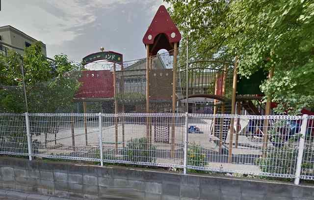 幼稚園・保育園　わかほ幼稚園（幼稚園・保育園）まで207m