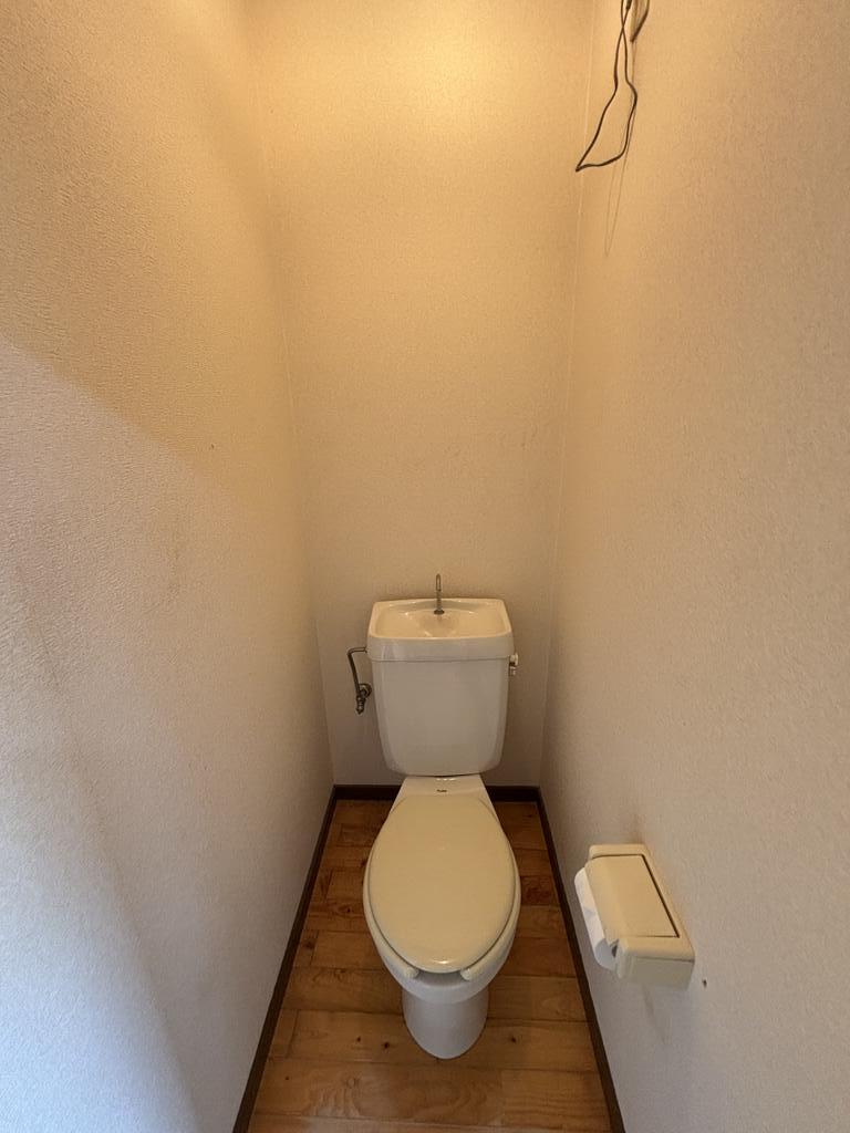 エステートのトイレ写真