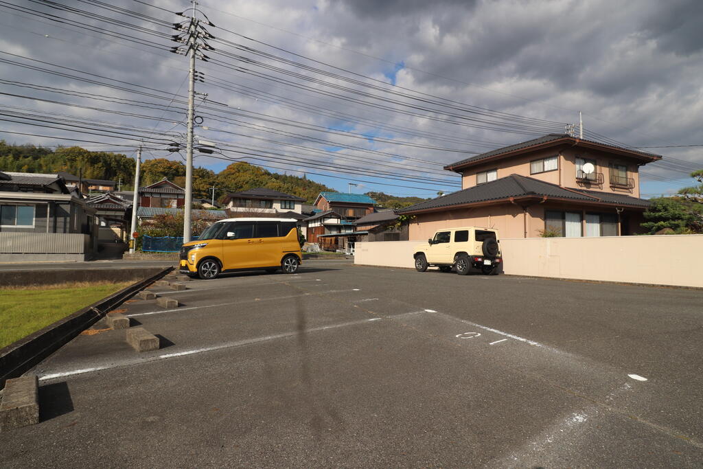 駐車場　駐車場☆