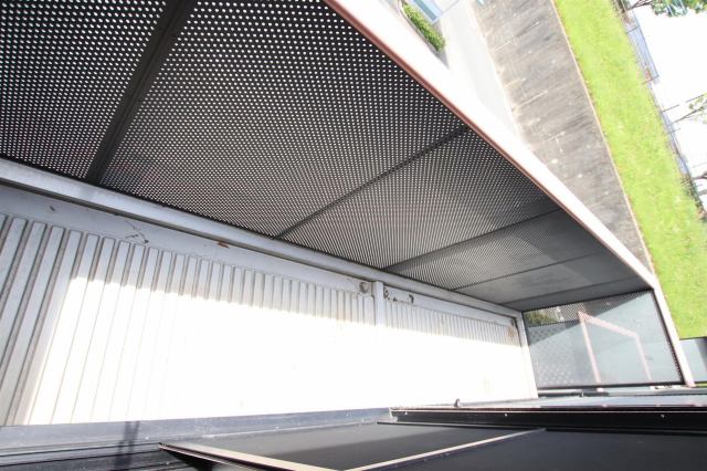 バルコニー　バルコニーからの眺めを楽しみながら食事をしませんか