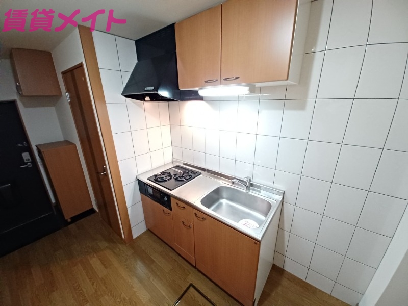 キッチン　同物件別室写真