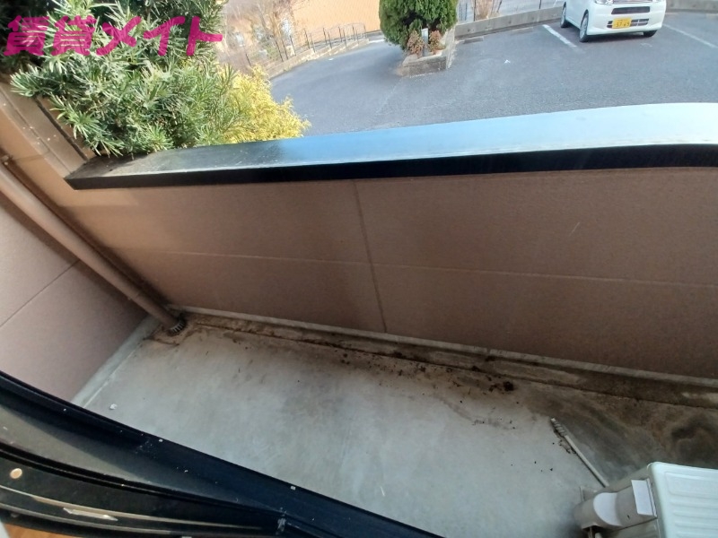 バルコニー　同物件別室写真