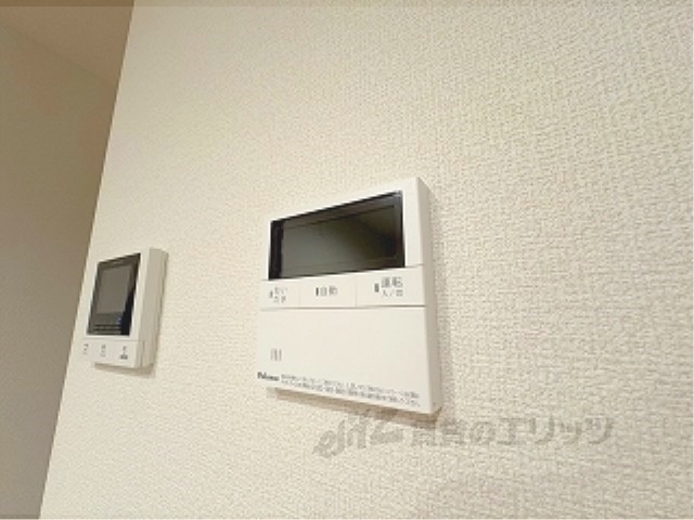 その他設備　給湯器リモコン