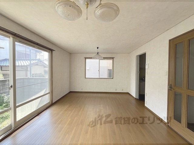 居室・リビング　リビング