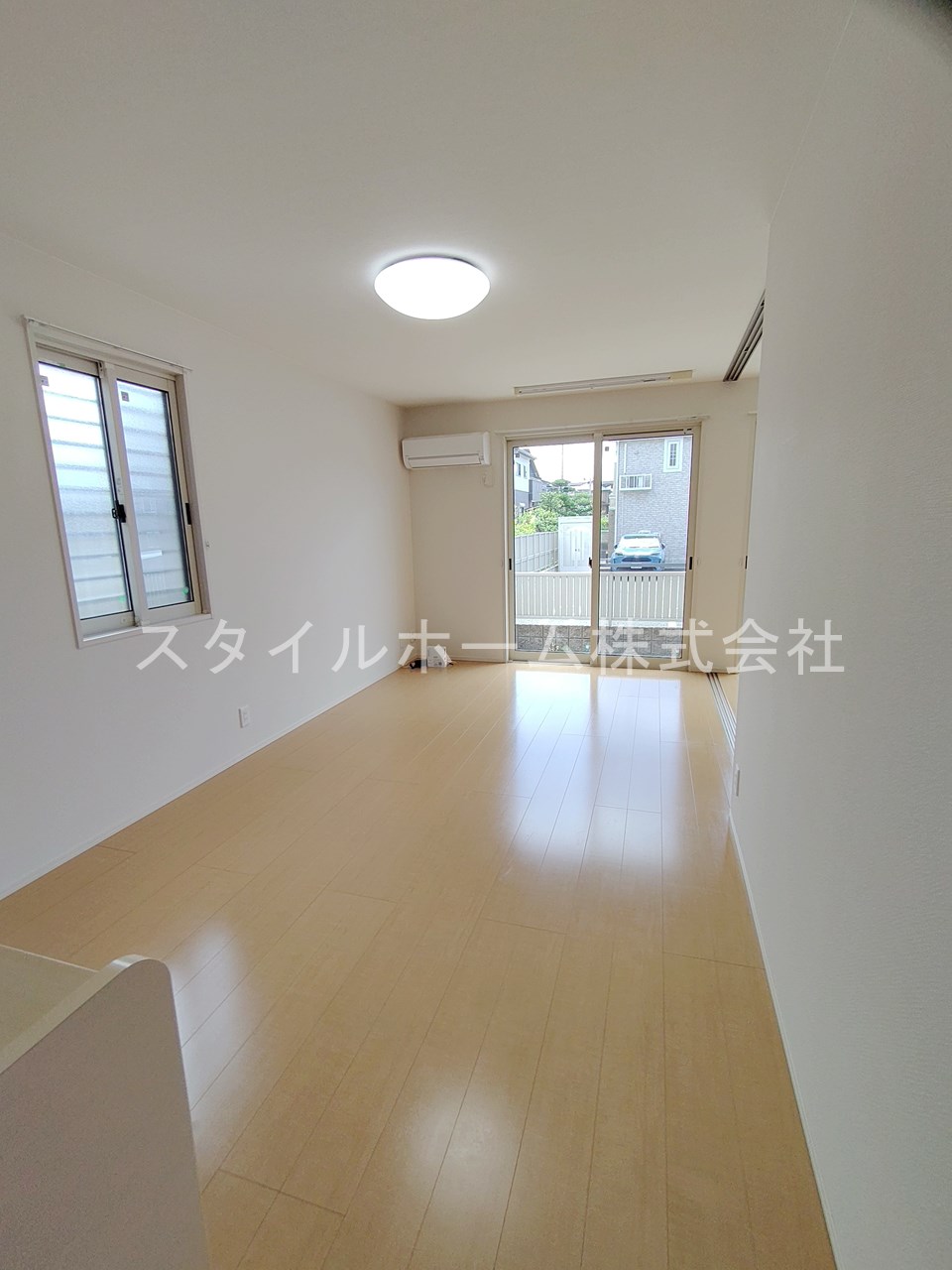 居室・リビング　別部屋写真です。