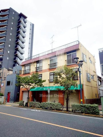 建物外観　外はこのようになっています