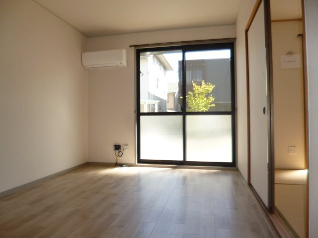 居室・リビング　洋室