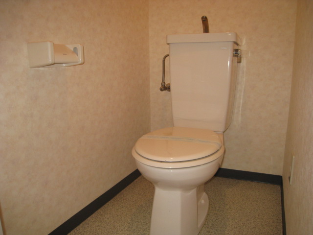トイレ　※写真は別のお部屋のものです。現況を優先させて頂きます。