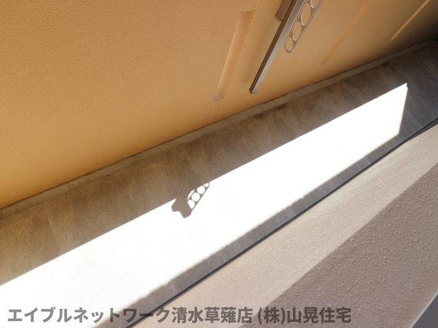 バルコニー　陽当たり良好なバルコニーです