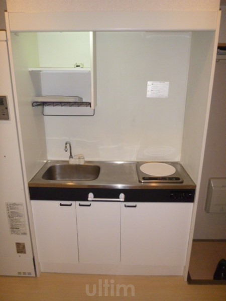 キッチン　※同タイプの他のお部屋です