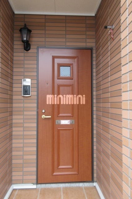 玄関　※同一物件内別部屋の写真