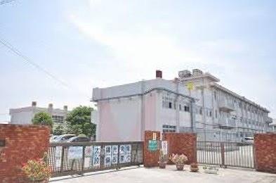 小学校　北九州市立赤坂小学校（小学校）まで1200m