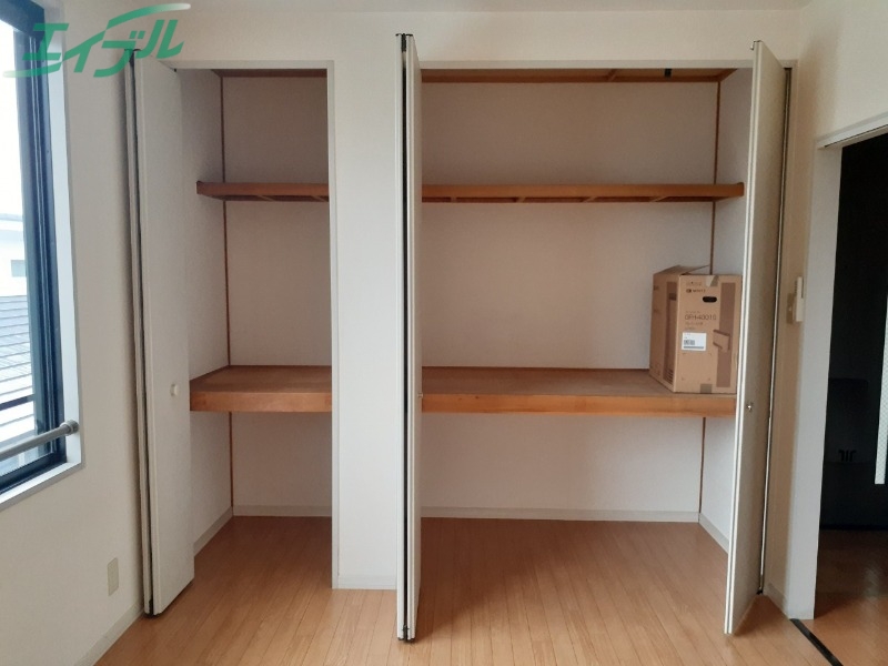 収納　別部屋同タイプ