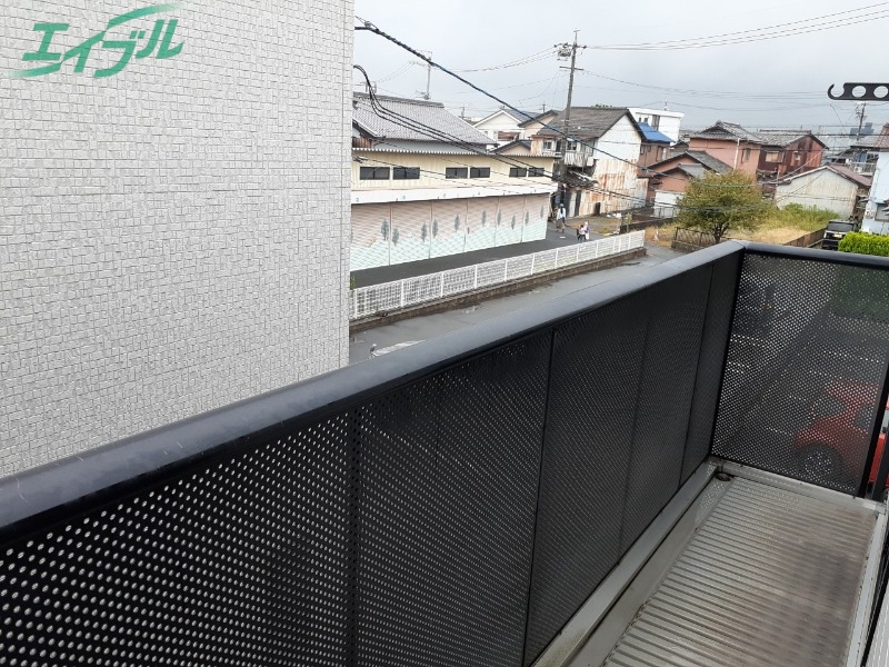 バルコニー　別部屋同タイプ