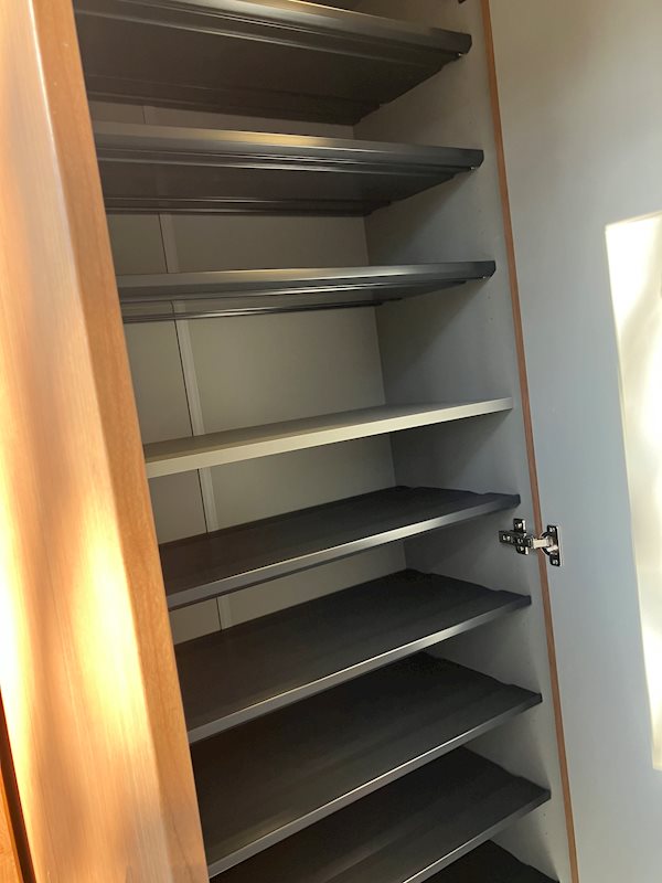 玄関　シューズボックス