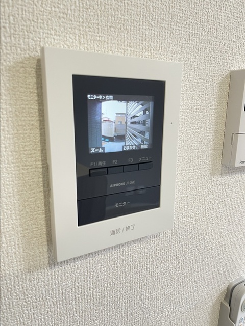 セキュリティ　モニタ付きインターホン