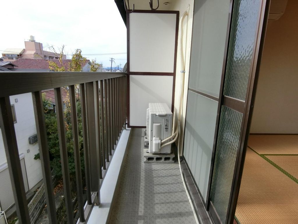バルコニー　バルコニー