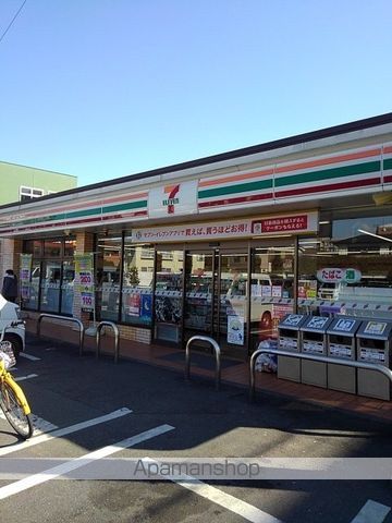 コンビニ　セブンイレブン福生駅東店（コンビニ）まで220m