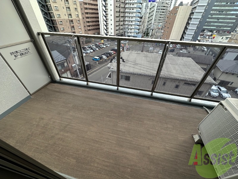 バルコニー　バルコニーも広くしっかり洗濯物も干せます。