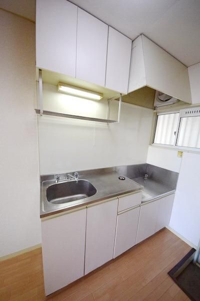 キッチン　★２口コンロが置けます★