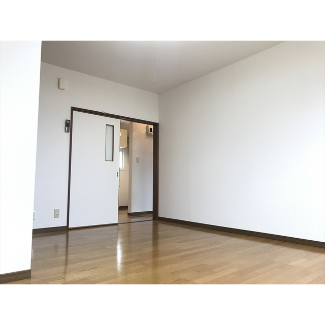 居室・リビング　洋室（9帖）の様子