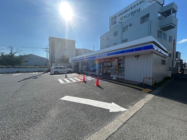 コンビニ　ローソン豊中原田南1丁目店（コンビニ）まで498m