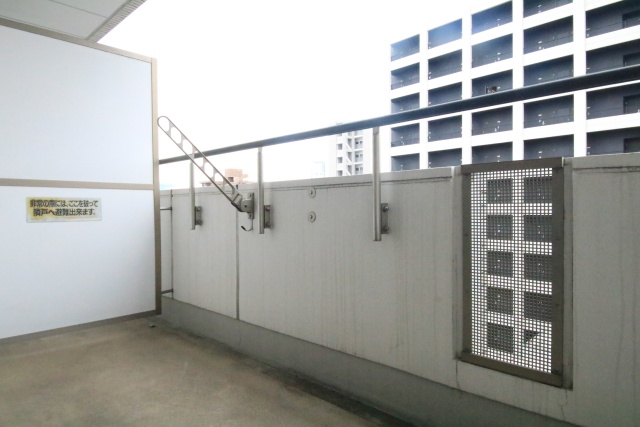 バルコニー　※別室の参考写真の為、現況優先です。