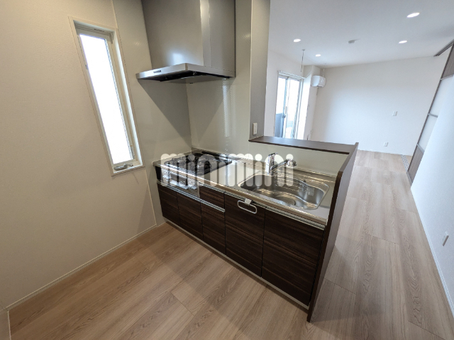 キッチン　隣のＷ棟流用写真です。