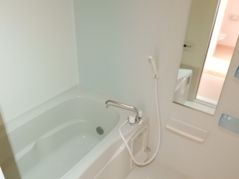 バス・シャワールーム　図面と現状に相違がある場合には現状を優先