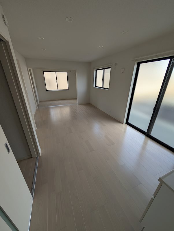 居室・リビング　※同タイプ別部屋の写真となります。