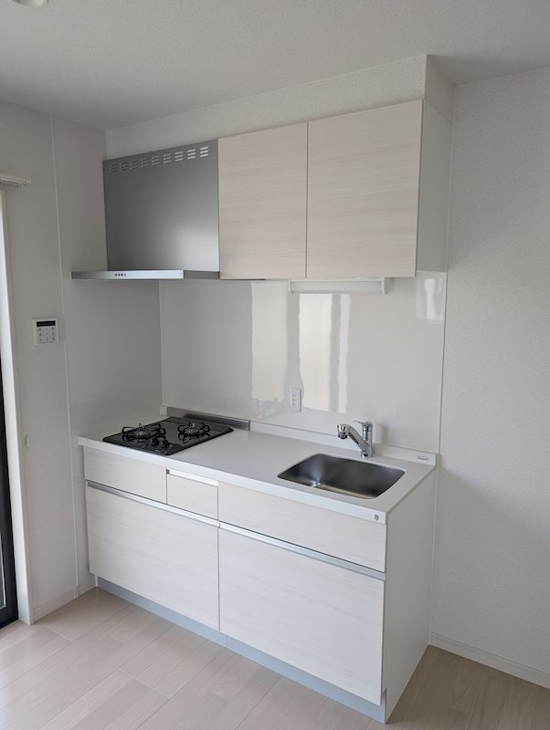 キッチン　※同タイプ別部屋の写真となります。