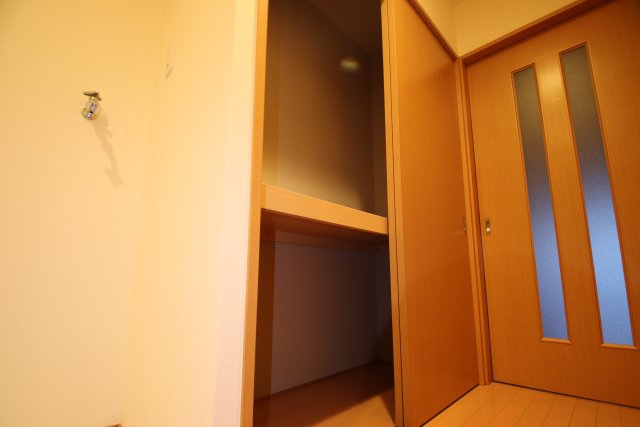 収納　※別号室の為、現況優先になります。