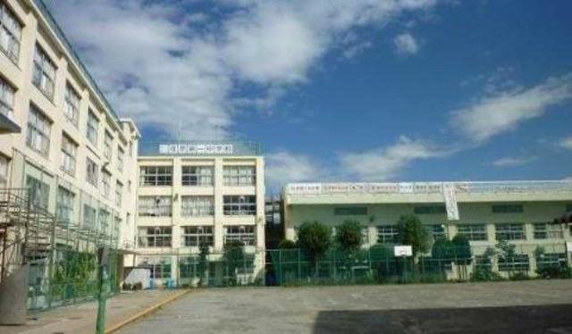 中学校　品川区立荏原第一中学校（中学校）まで511m