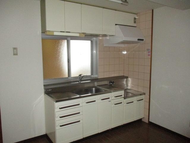 キッチン　収納たくさんのキッチンでお料理を楽しめます☆