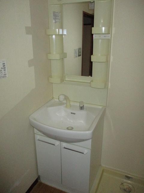 洗面設備　身支度に欠かせない洗面台☆