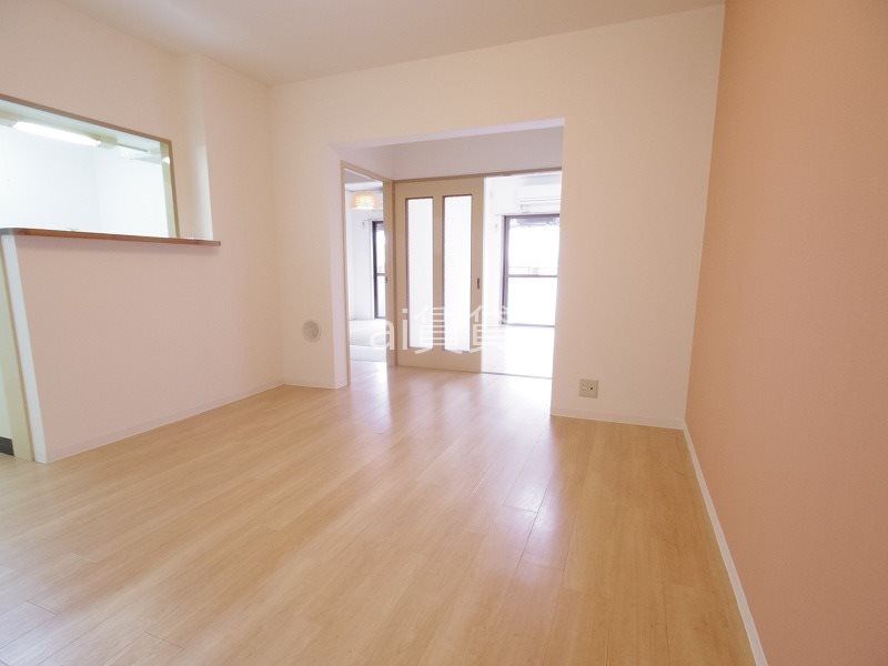 居室・リビング　同仕様写真