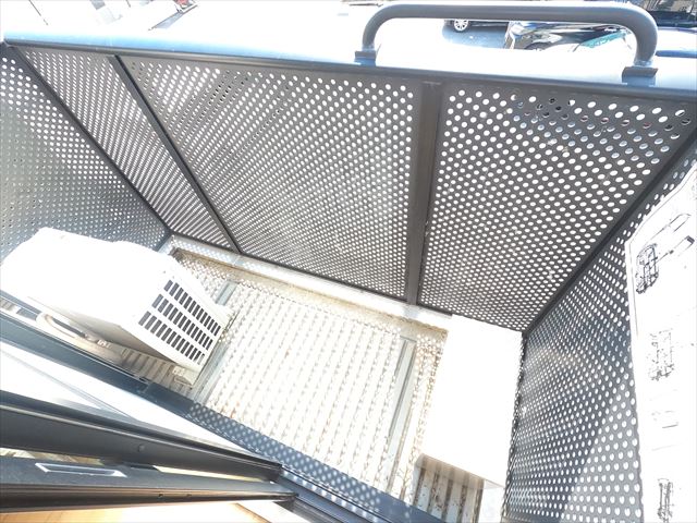 バルコニー　バルコニー