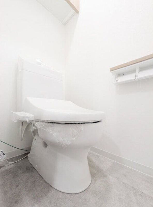 トイレ　図面と現状に相違がある場合には現状を優先