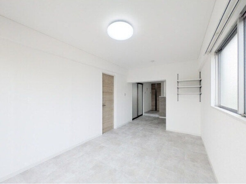 居室・リビング　図面と現状に相違がある場合には現状を優先