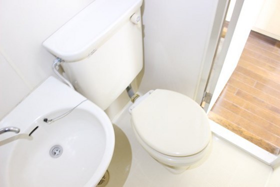 トイレ　※別部屋の写真です